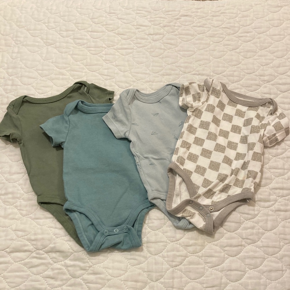 Cloud Island Short Sleeve Baby Bodysuit Set - Green, Blue, Gray